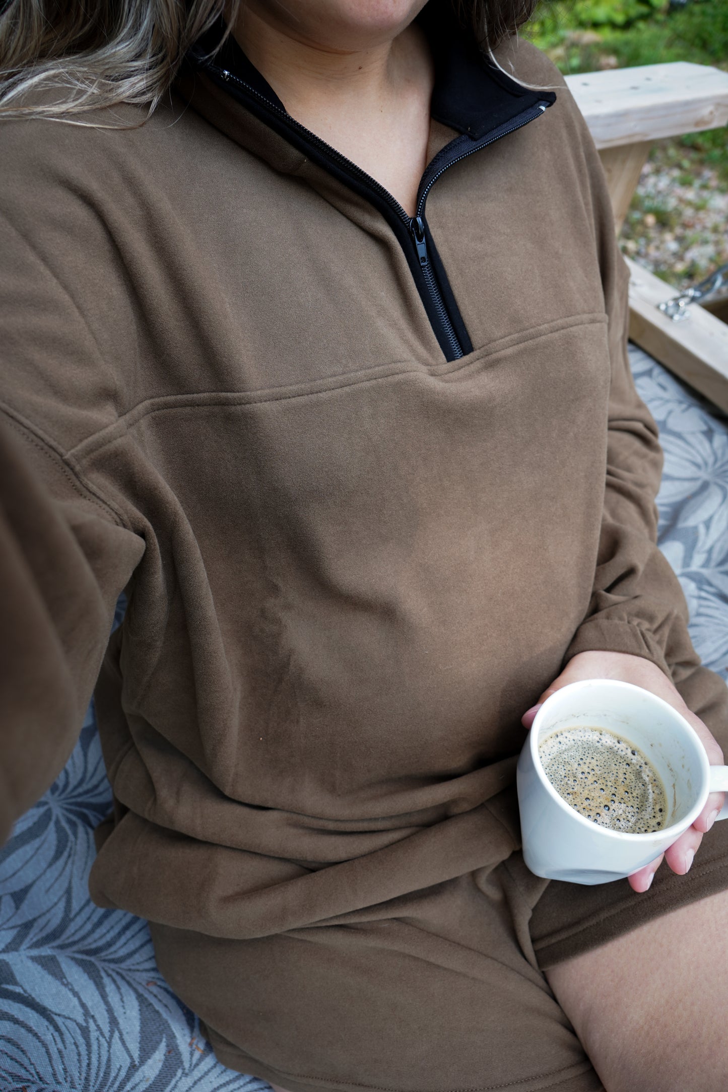 OLIVE BROWN SOFT ZIP-UP - HUG