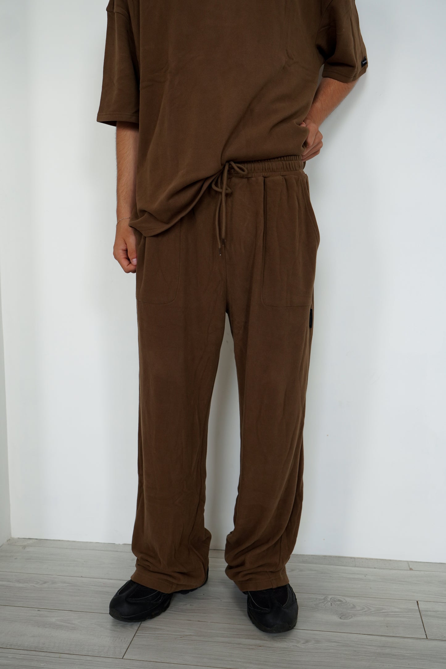 OLIVE BROWN SOFT PANTS - HUG