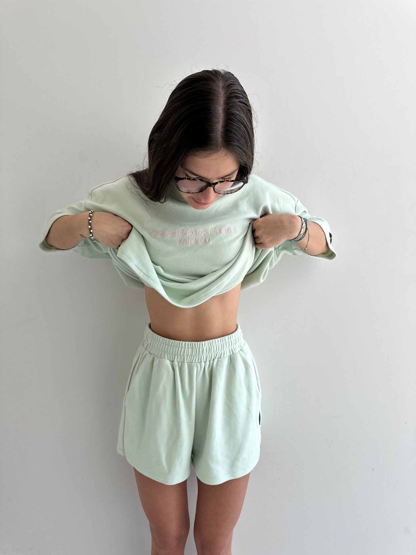 MINT SOFT SHORTS - HUG