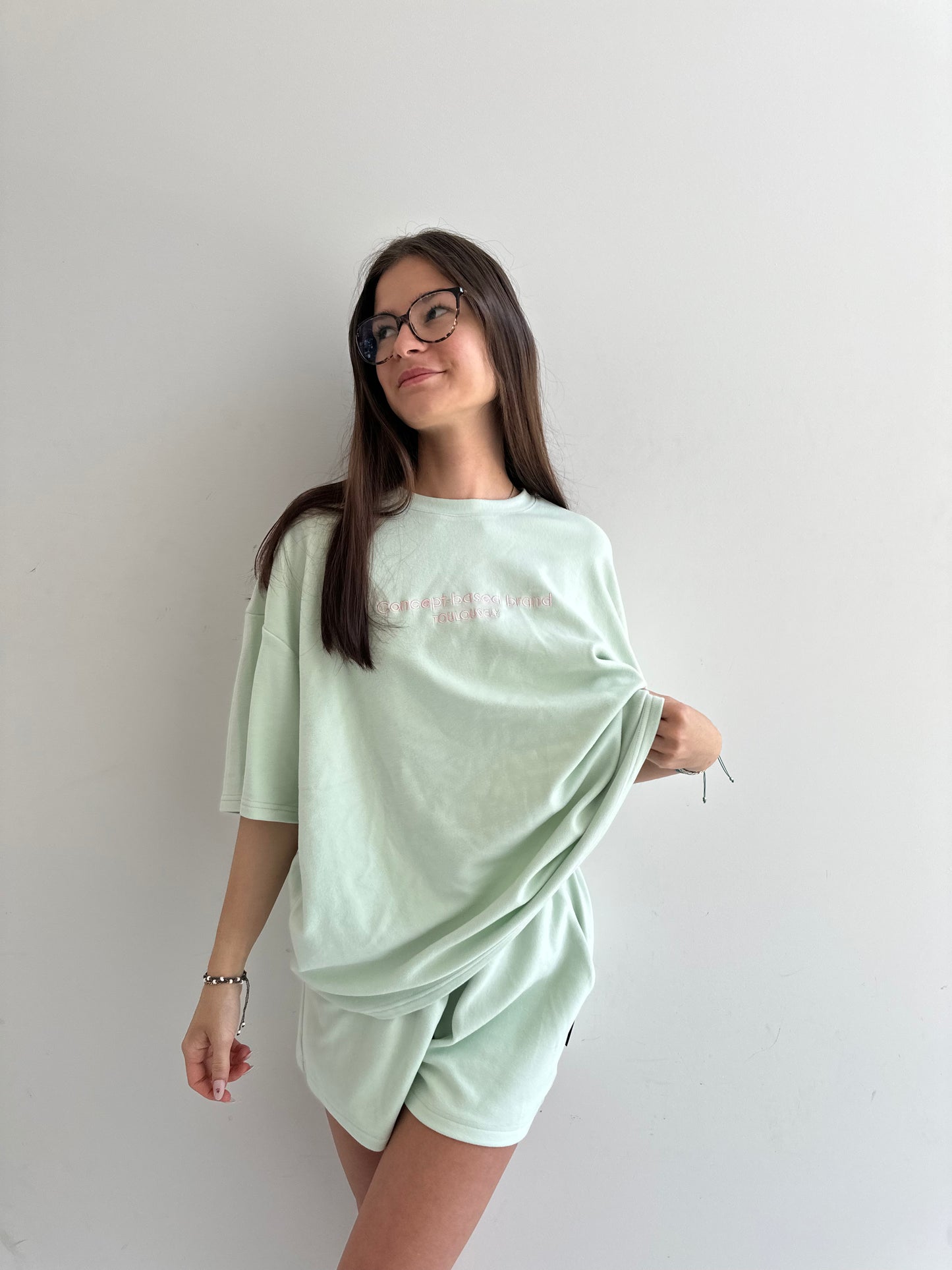 MINT SOFT T-SHIRTS - HUG