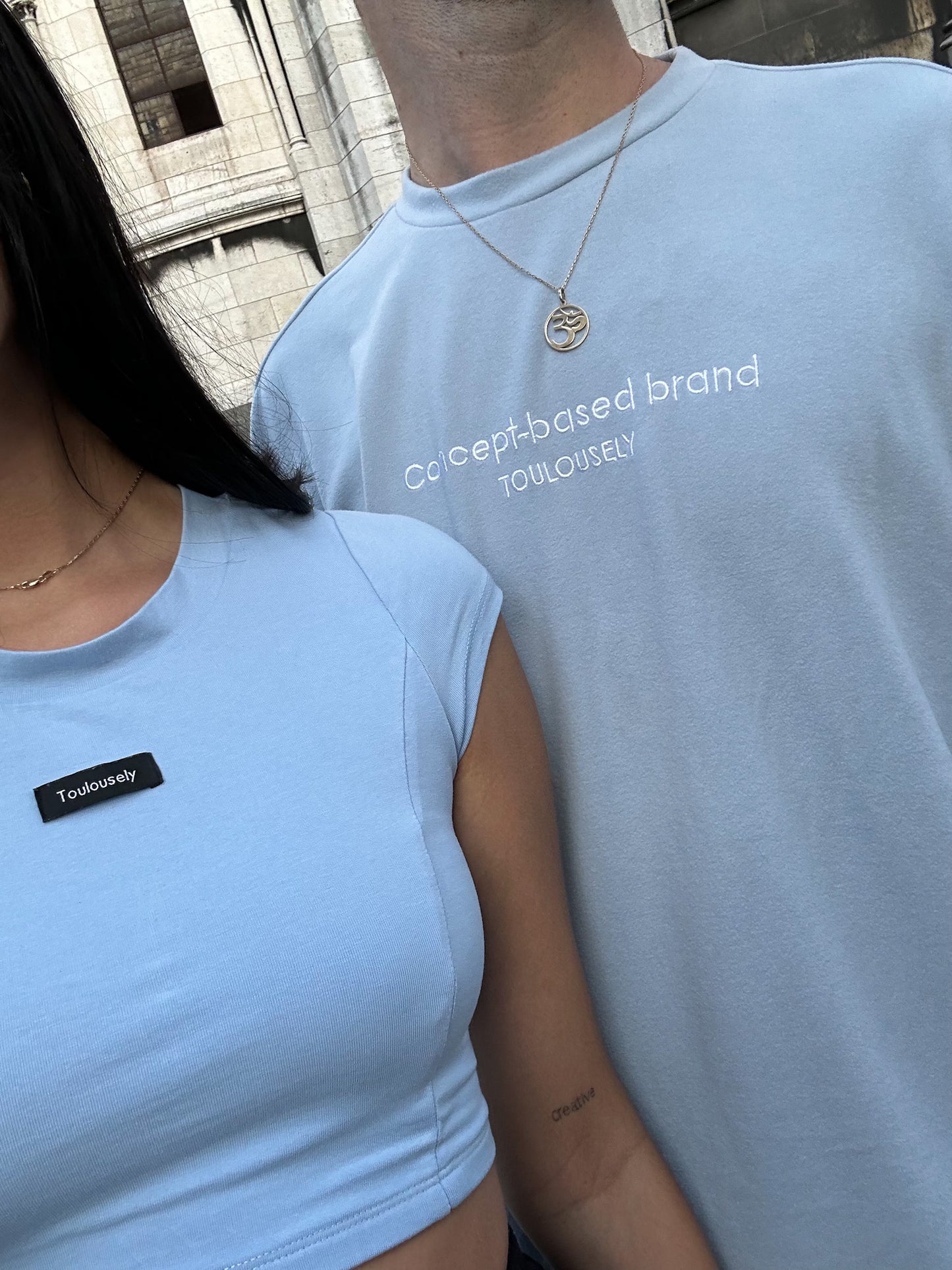 CROP TOPS MANCHES COURTES (TEE)