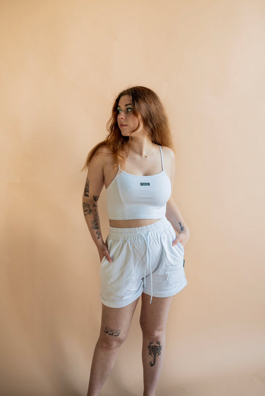 WHITE SHORTS - SIMPLICITY