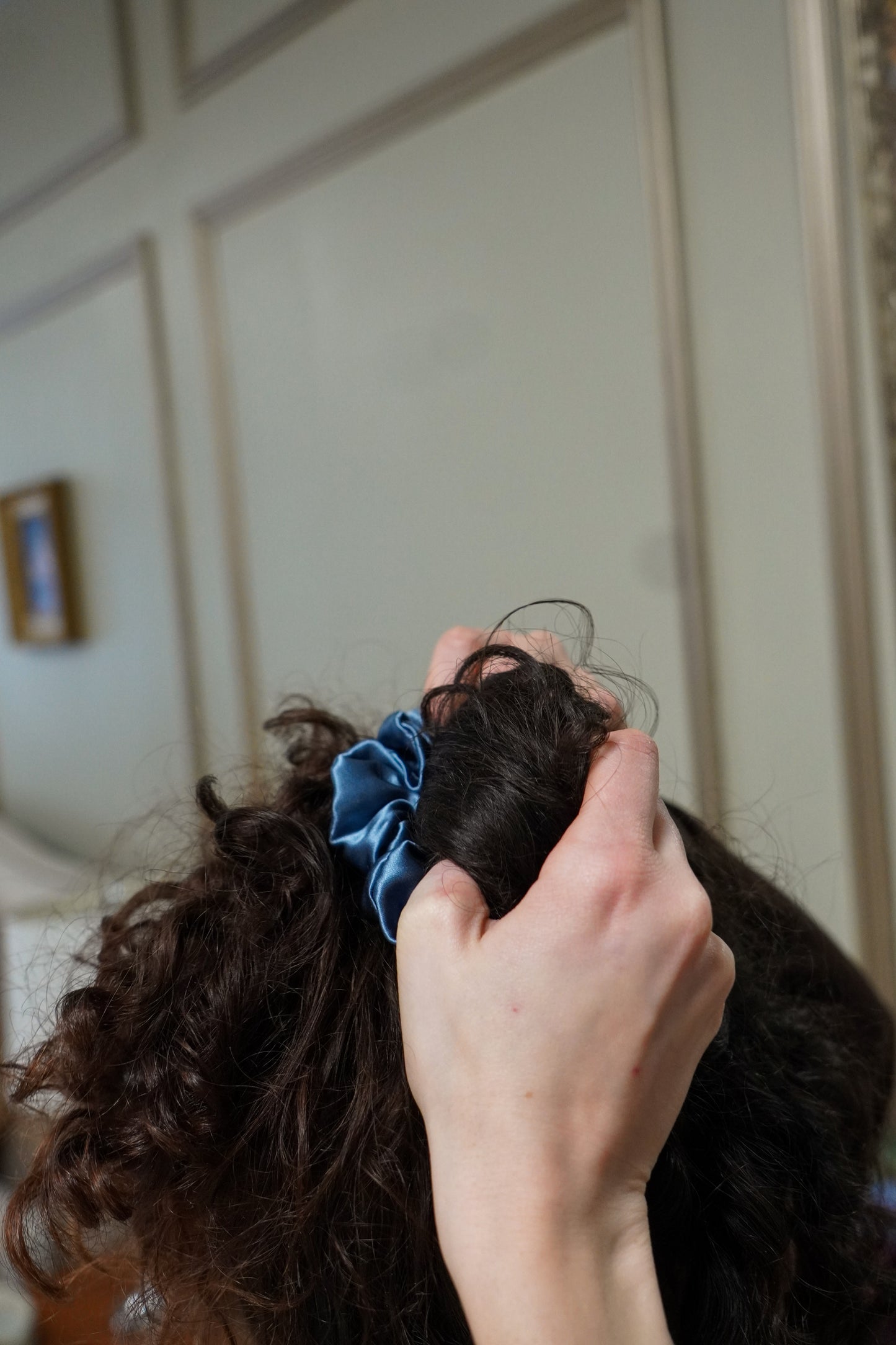 SCRUNCHIES SATIN BLEU - COUSUS PAR CHLOÉ