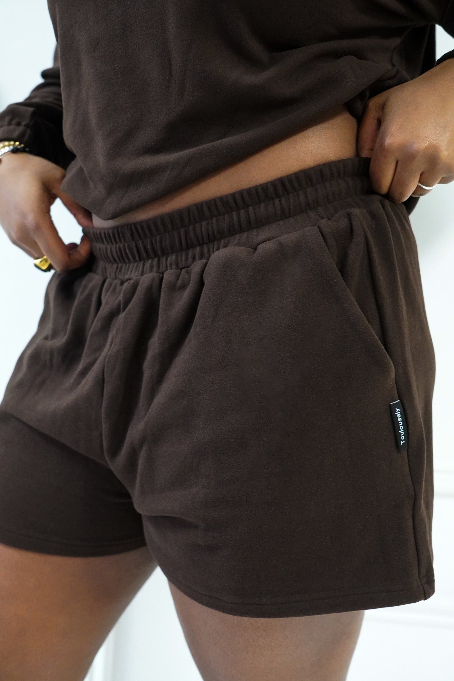SHORT DOUX BRUN - HUG