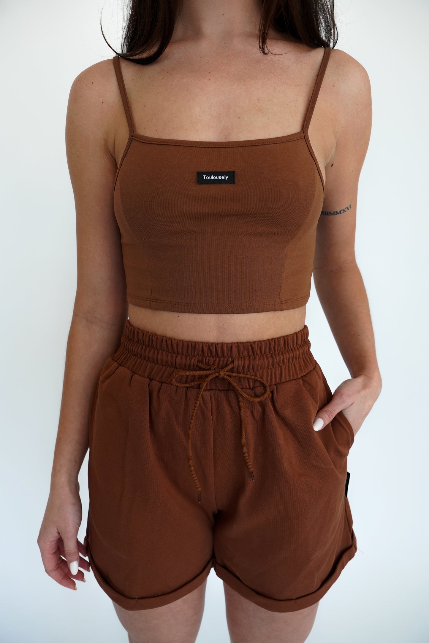 BROWN CHOCO SHORTS - SIMPLICITY