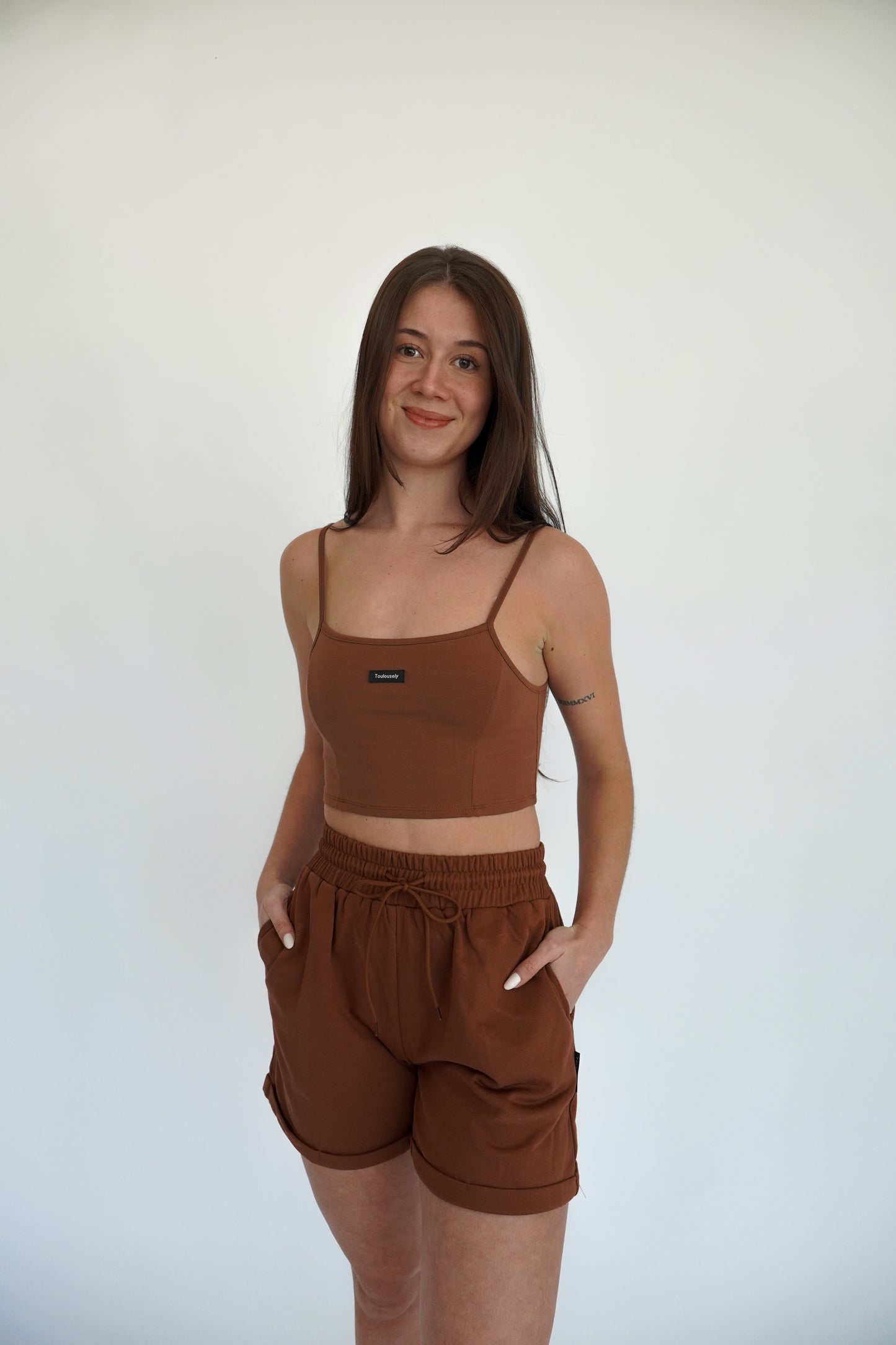 BRUN CAMI CROP TOP