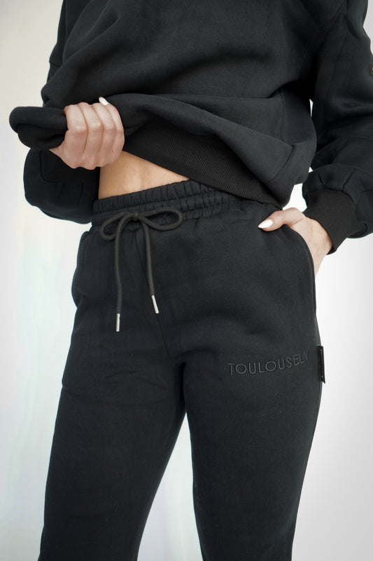 BLACK JOGGERS