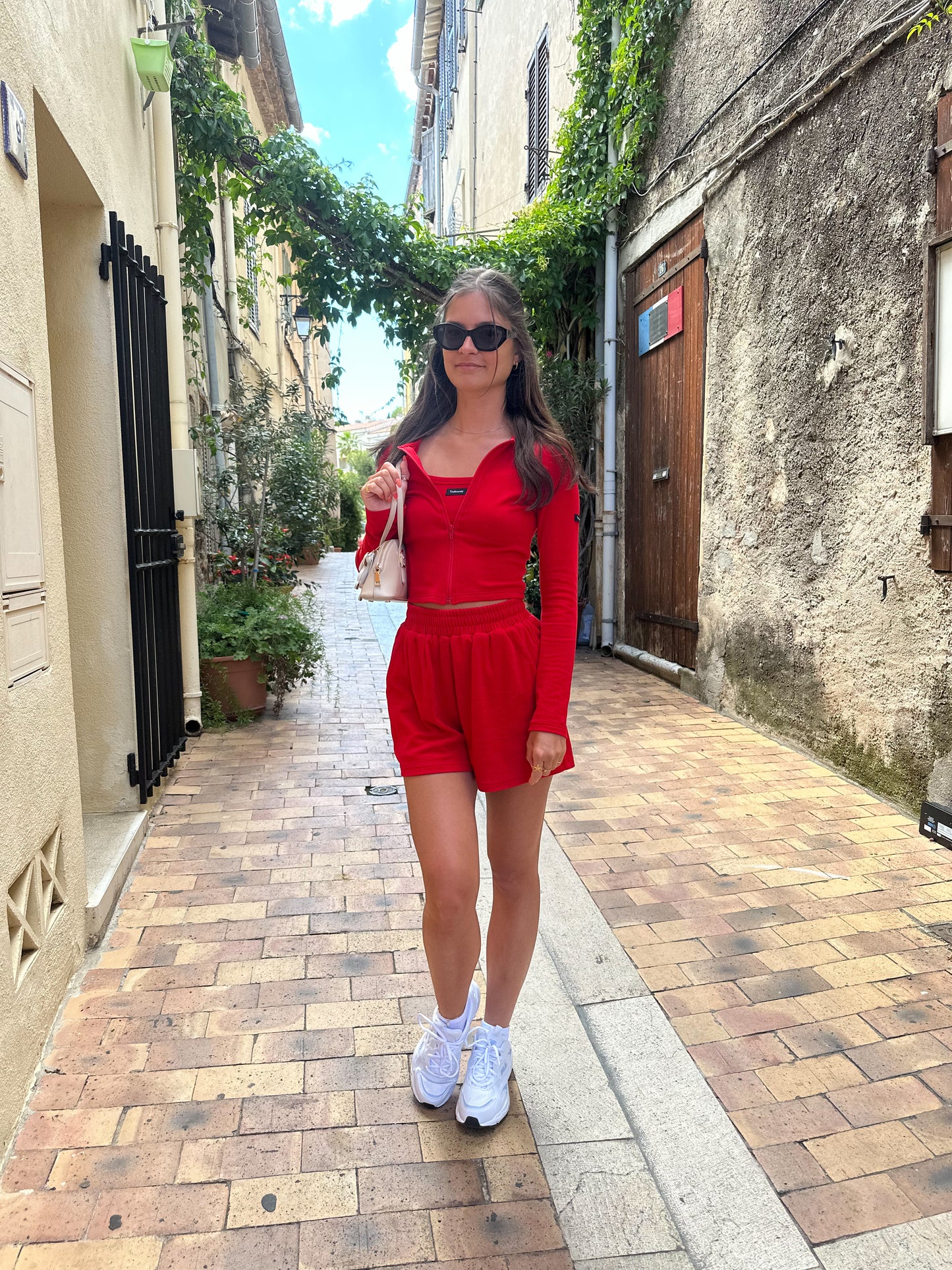 RED SOFT MINI ZIP - HUG