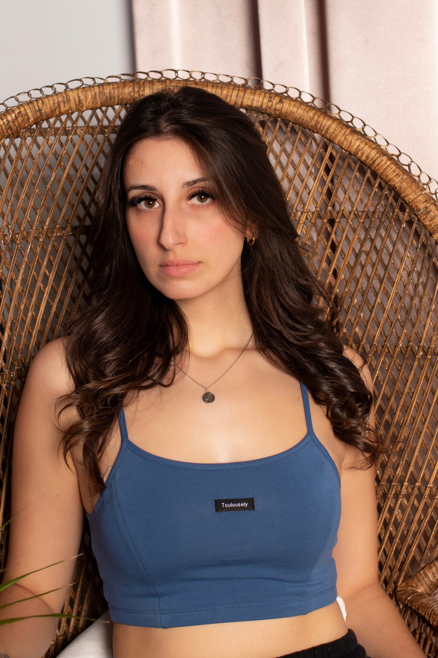BLEU FONCÉ CAMI CROP TOP
