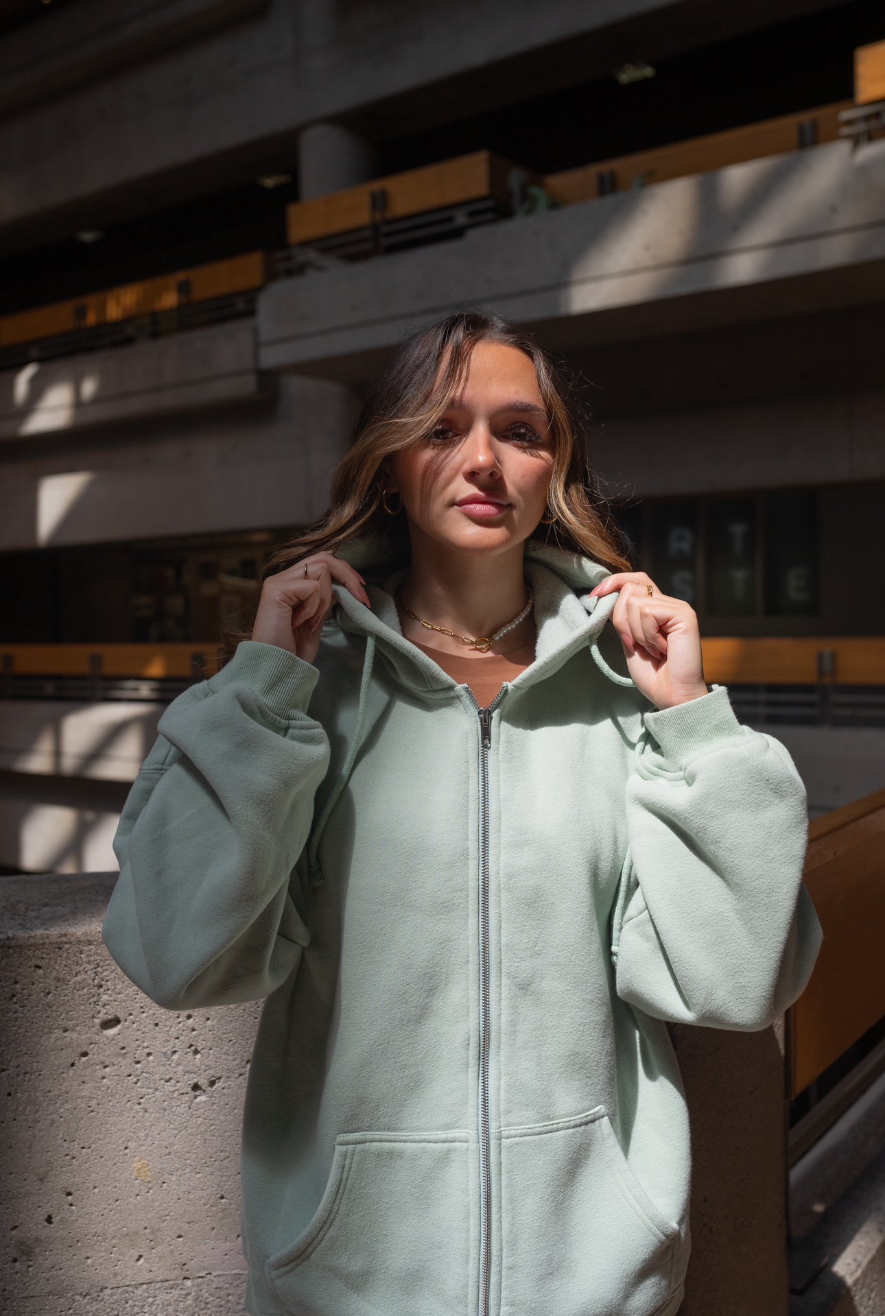 SAGE GREEN OVERSIZED JACKET - DARING