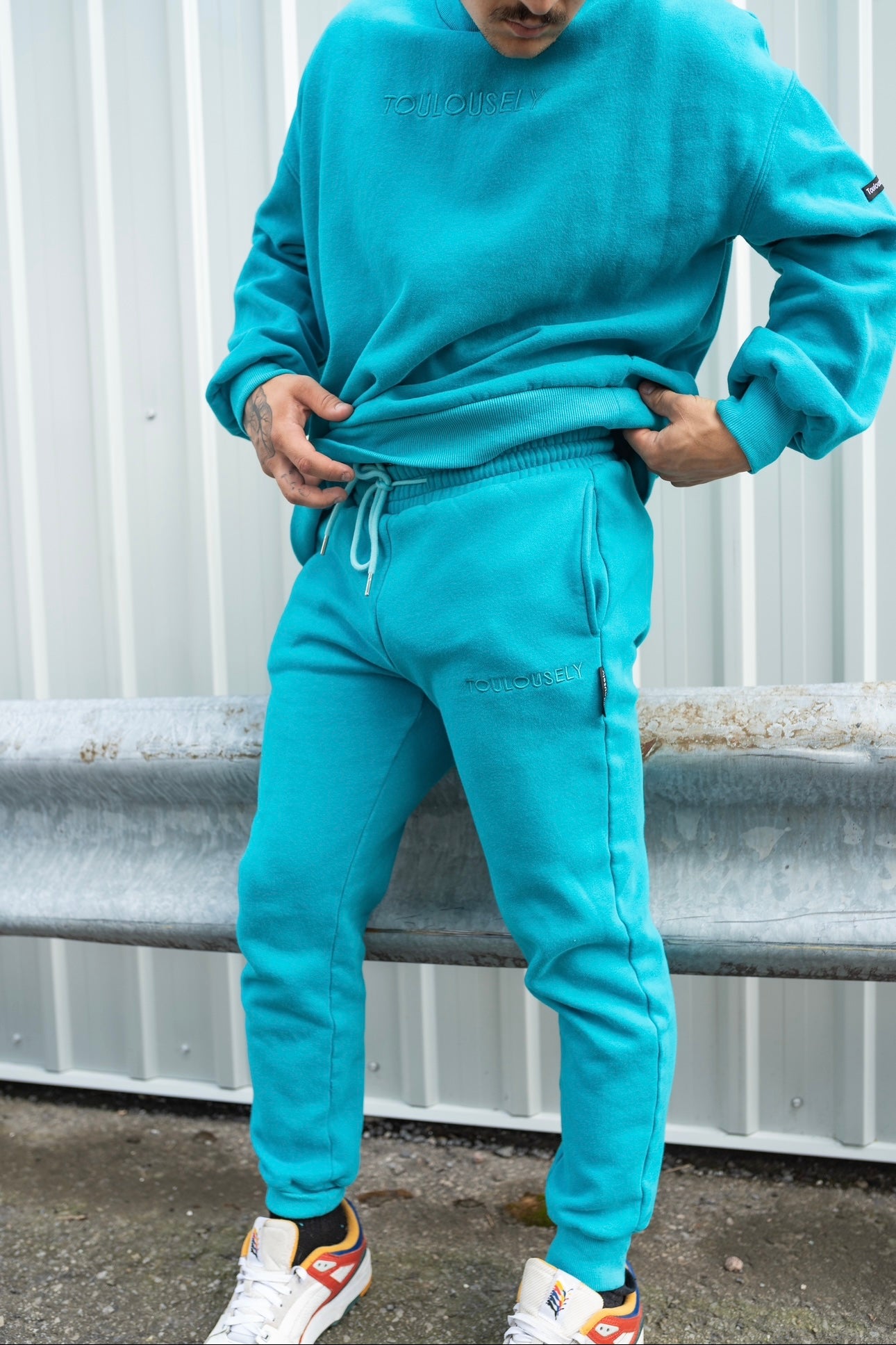 JOGGERS