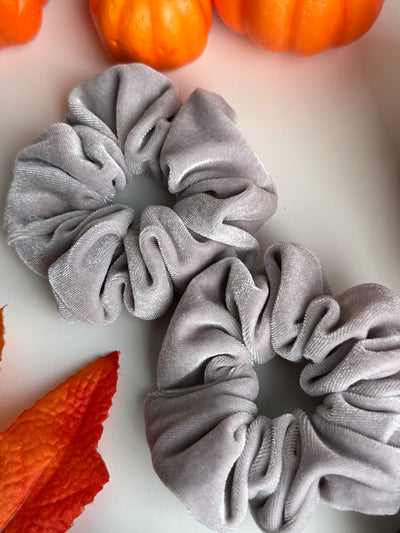 SCRUNCHIES NEUTRES FAITS À LA MAIN - COUSUS PAR CHLOÉ