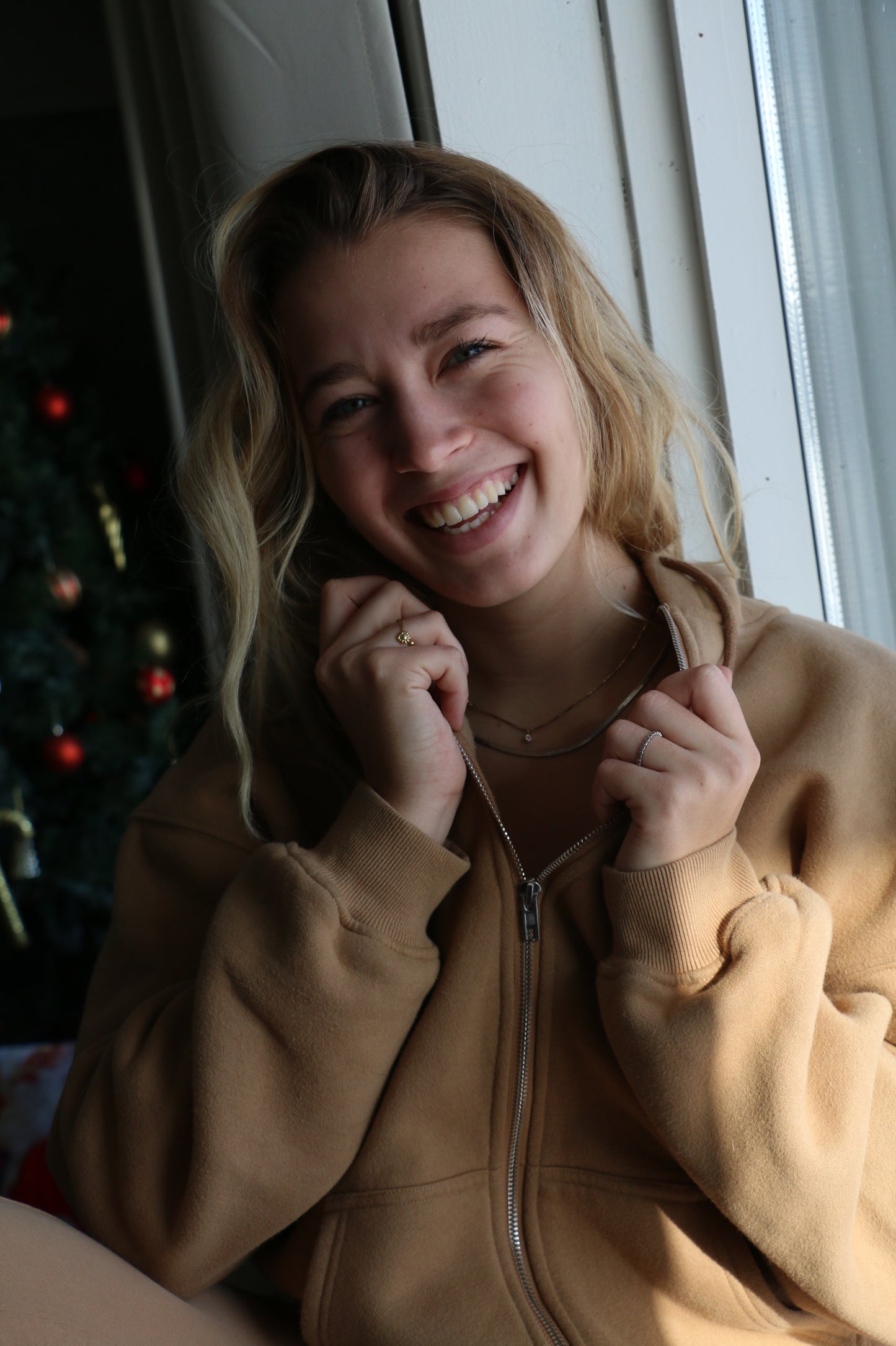 BEIGE OVERSIZED JACKET - DARING