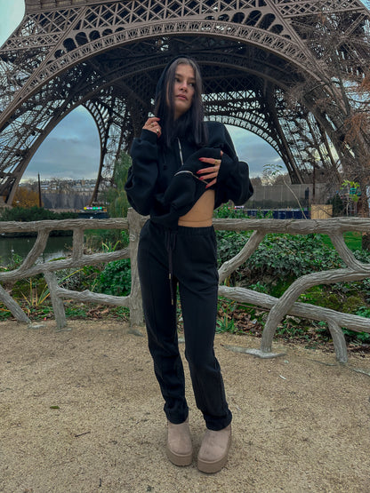 BLACK STRAIGHT PANTS - DARING