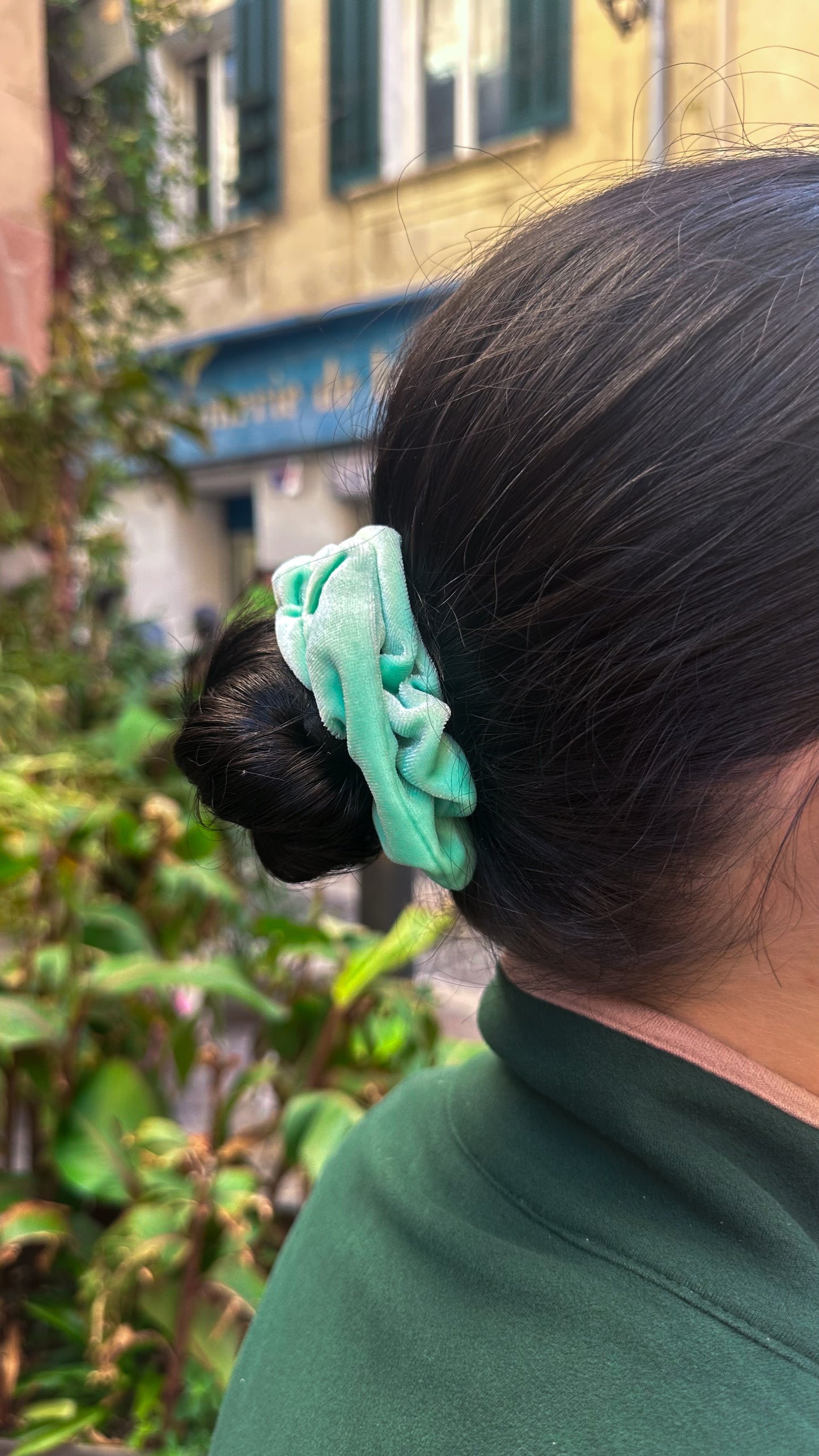MINT HANDMADE SCRUNCHIES - SEWN BY CHLOE