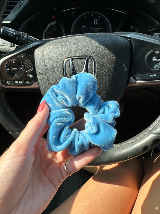LIGHT BLUE HANDMADE SCRUNCHIES - SEWN BY CHLOE