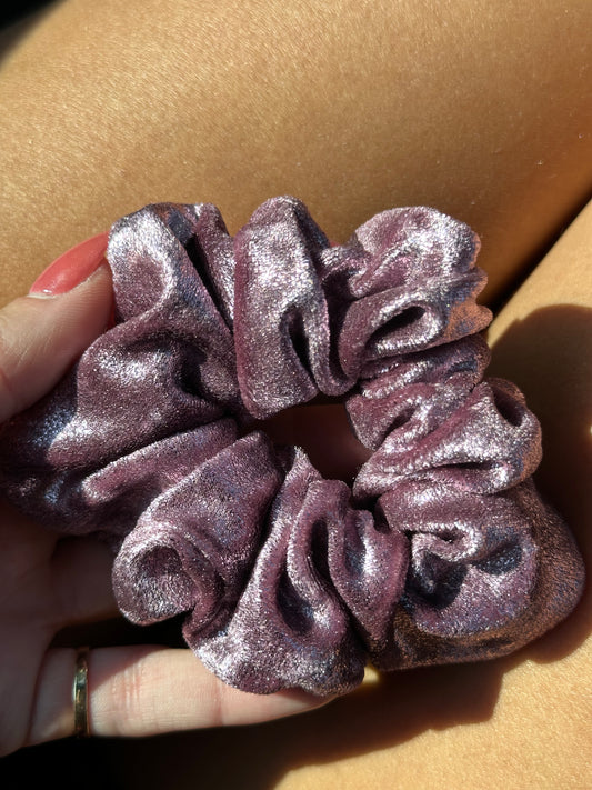 SHINY LILAC HANDMADE SCRUNCHIES - SEWN BY CHLOE