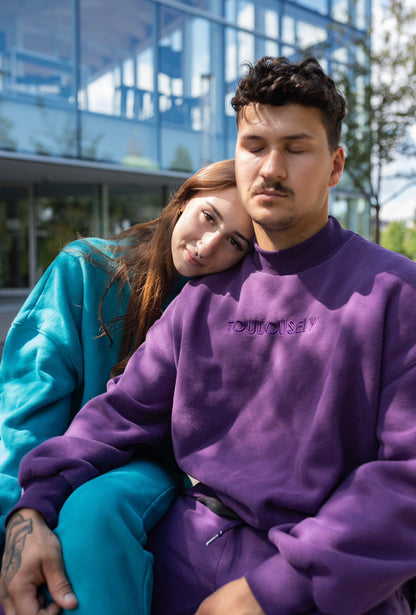 PURPLE NECK SWEATSHIRTS