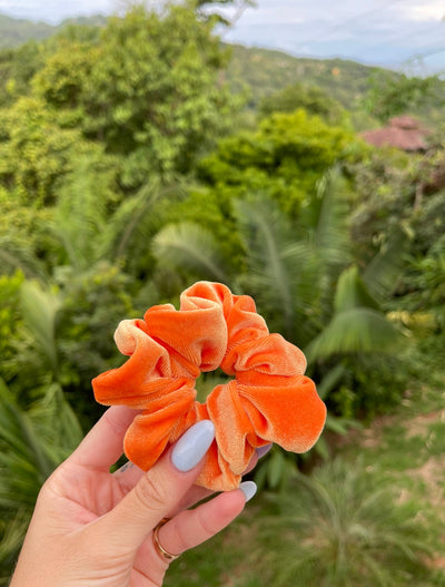 SCRUNCHIES D'ÉTÉ FAITS À LA MAIN - COUSUS PAR CHLOÉ