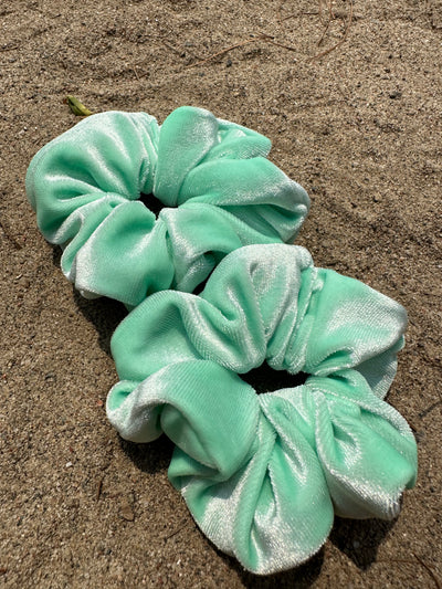 SCRUNCHIES D'ÉTÉ FAITS À LA MAIN - COUSUS PAR CHLOÉ