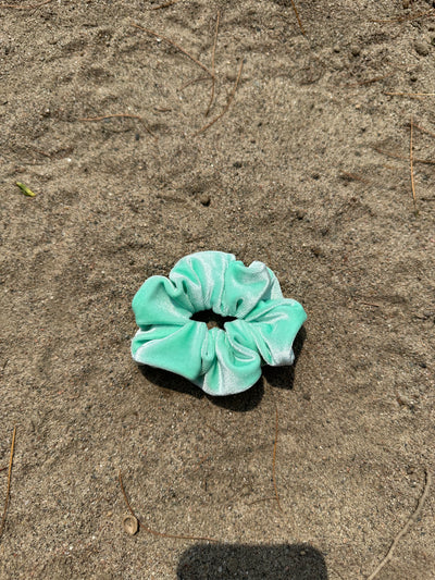 SCRUNCHIES D'ÉTÉ FAITS À LA MAIN - COUSUS PAR CHLOÉ