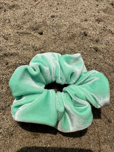 SCRUNCHIES D'ÉTÉ FAITS À LA MAIN - COUSUS PAR CHLOÉ