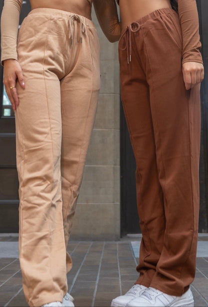BROWN STRAIGHT PANTS - DARING