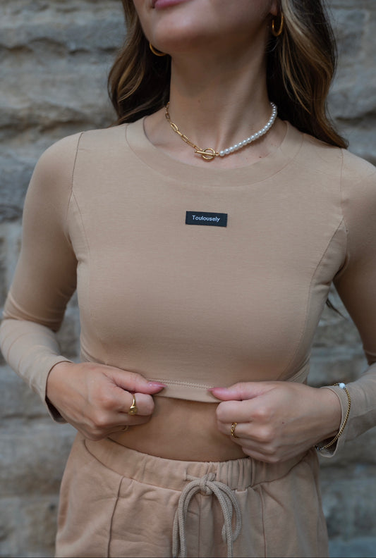 BEIGE LONG SLEEVE CROP TOP - DARING