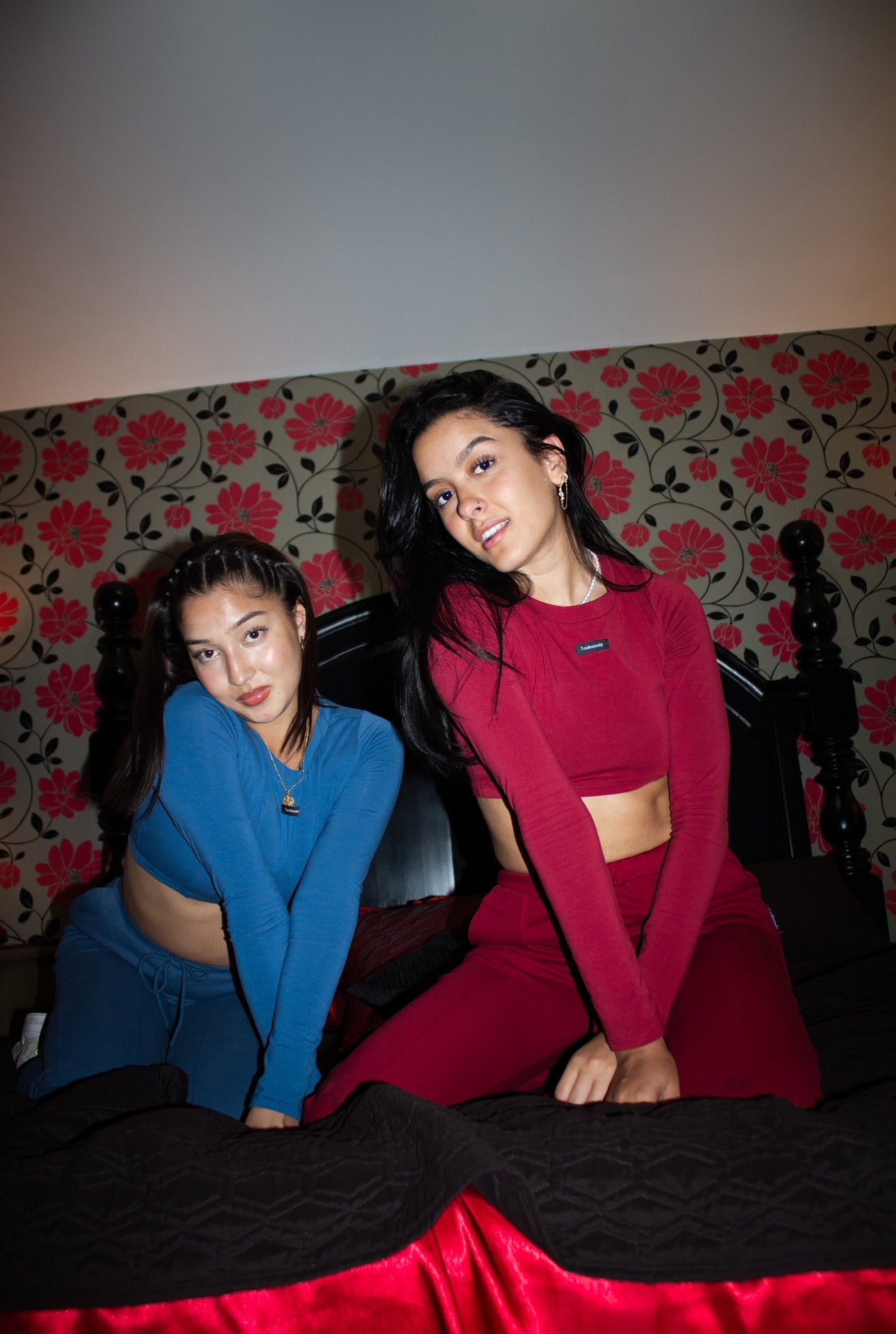 ROUGE CROP TOPS À MANCHES LONGUES - DARING