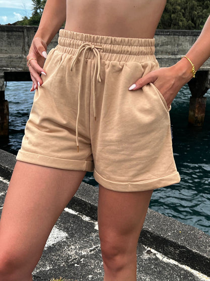 BEIGE SHORTS - SIMPLICITY