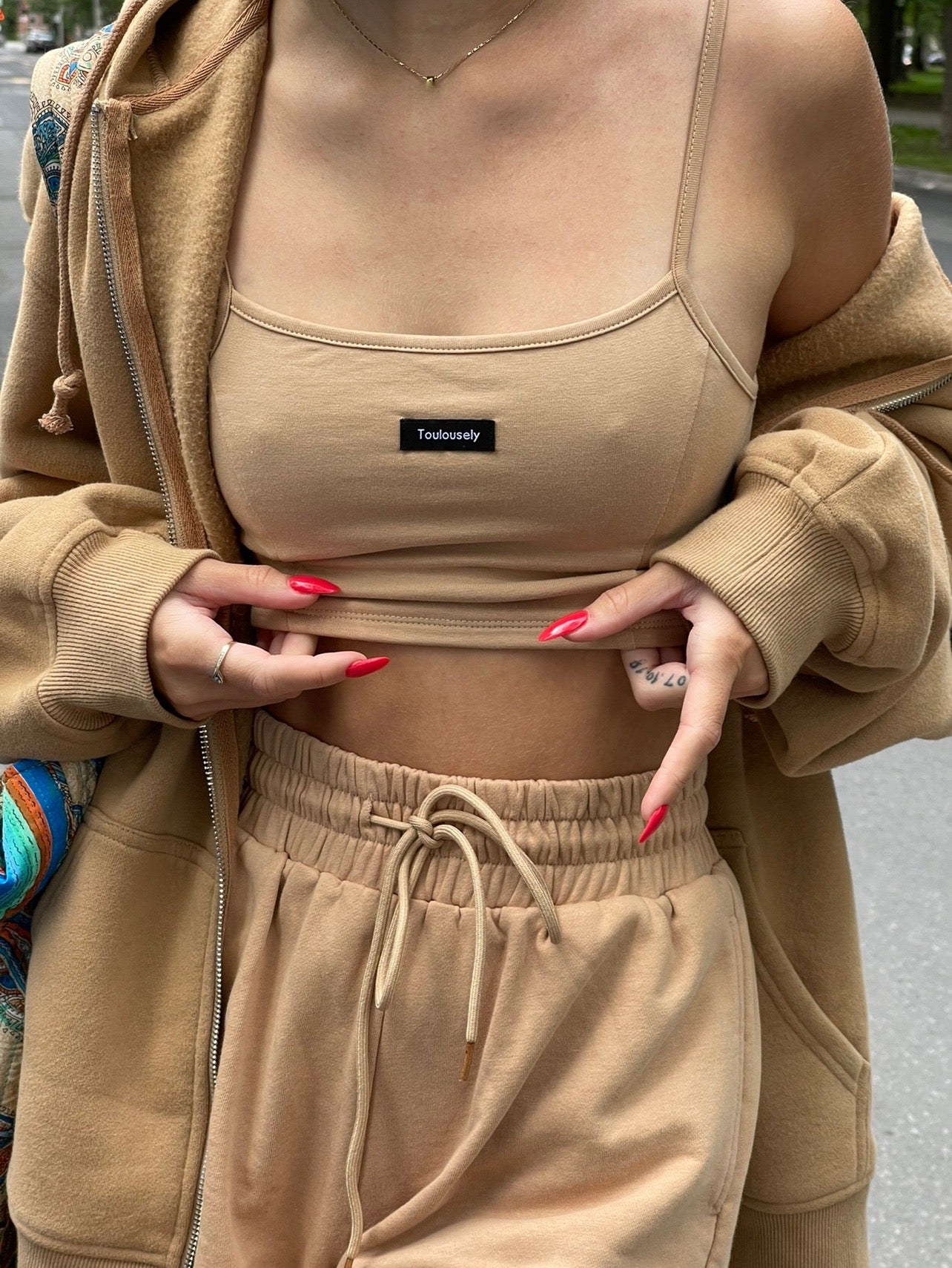 BEIGE CAMI CROP TOP