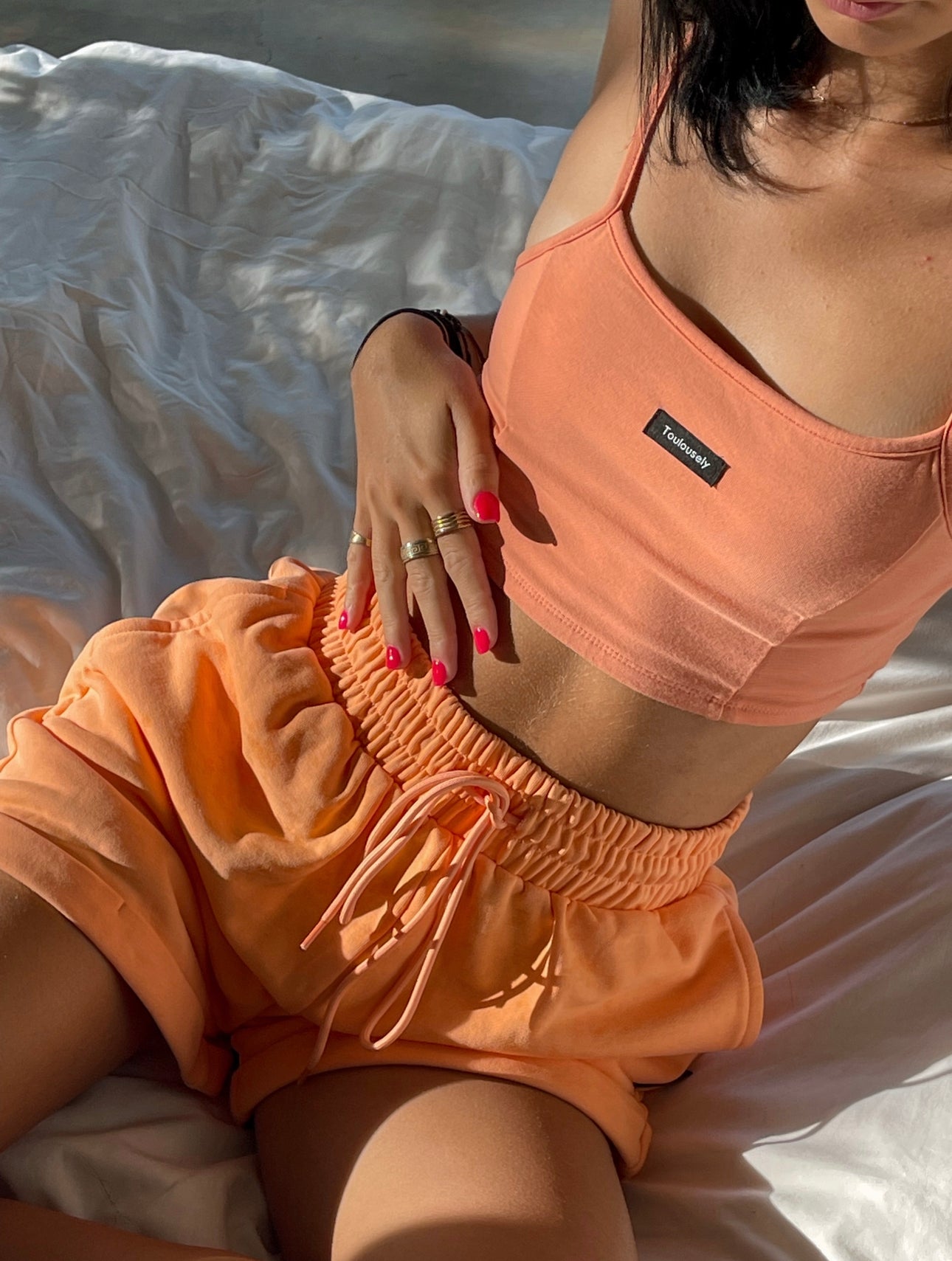 PÊCHE CAMI CROP TOPS