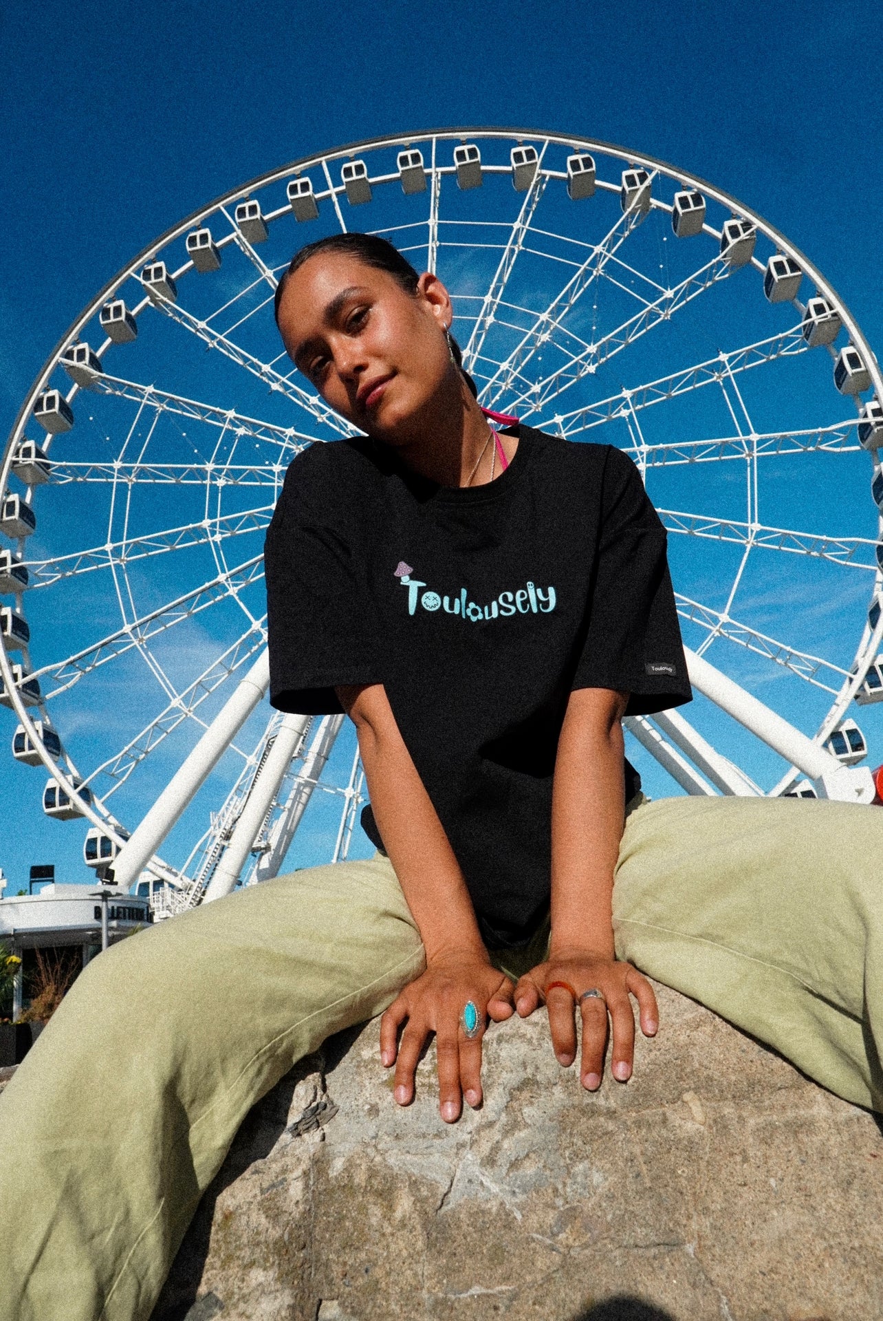 GRAPHIC T-SHIRT - TRIP