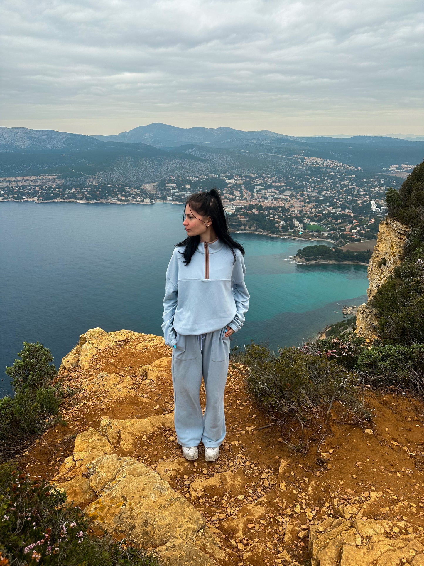 BLEU PANTALONS DOUX - HUG