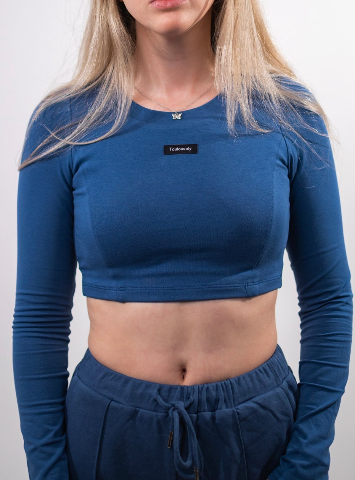 Navy blue long discount sleeve crop top