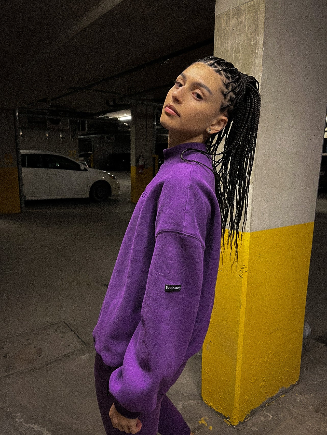 MAUVE NECK SWEATSHIRTS